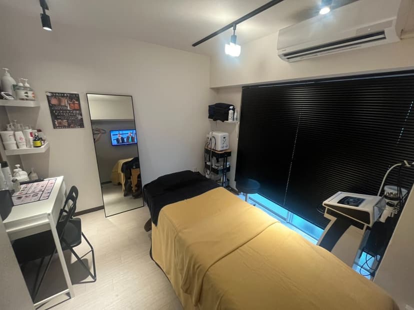 【代々木駅徒歩5分】備品充実・完全個室のプライベートサロンが私のサロンに。エステ・整体・マッサージに【スペース1】minoriba