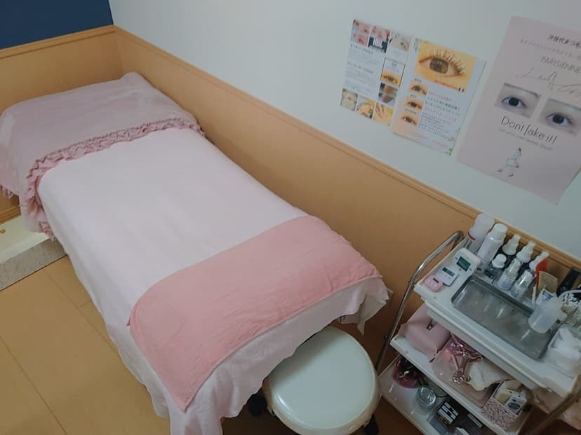 【勝川駅徒歩3分】備品充実・完全個室 のプライベートサロンが私のサロンに。エステ・整体・マッサージに【スペース1】minoriba