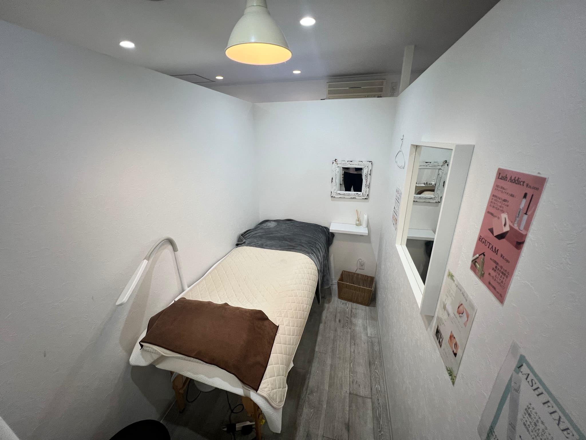 【寝屋川市駅徒歩1分】≪女性限定≫備品充実のプライベートサロンが私のサロンに。エステ・整体・マッサージに。【minoriba】