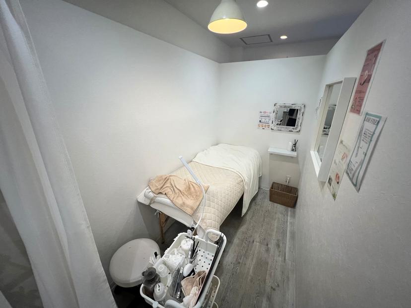 【寝屋川市駅徒歩1分】≪女性限定≫備品充実のプライベートサロンが私のサロンに。エステ・整体・マッサージに。【minoriba】