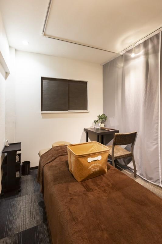 【好評につき半額キャンペーン延長!】赤坂駅徒歩2分の好立地。マッサージ・エステ・整体に【ブラウンルーム】minoriba