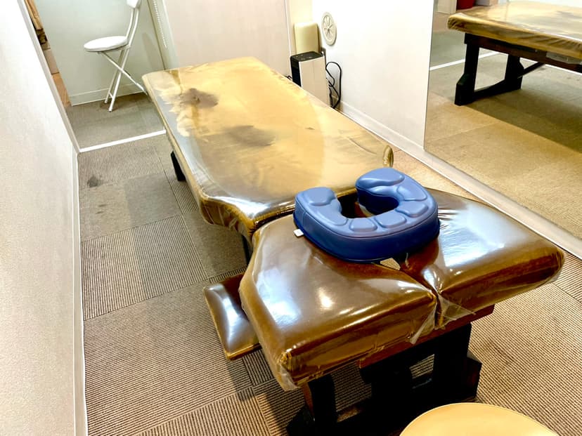 【表参道駅徒歩1分】備品充実のプライベートサロンが私のサロンに。エステ・整体・マッサージに【半個室スペース】minoriba