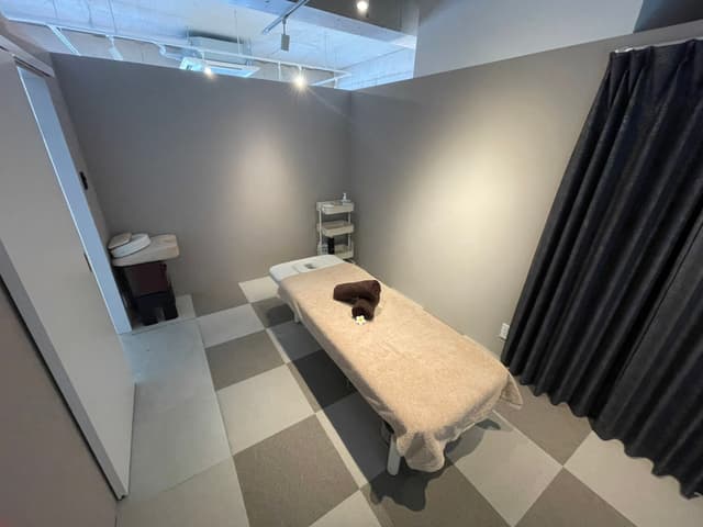 é¨å±å
¨ä½ï¼é¡ããã®è§åº¦ï¼.jpeg