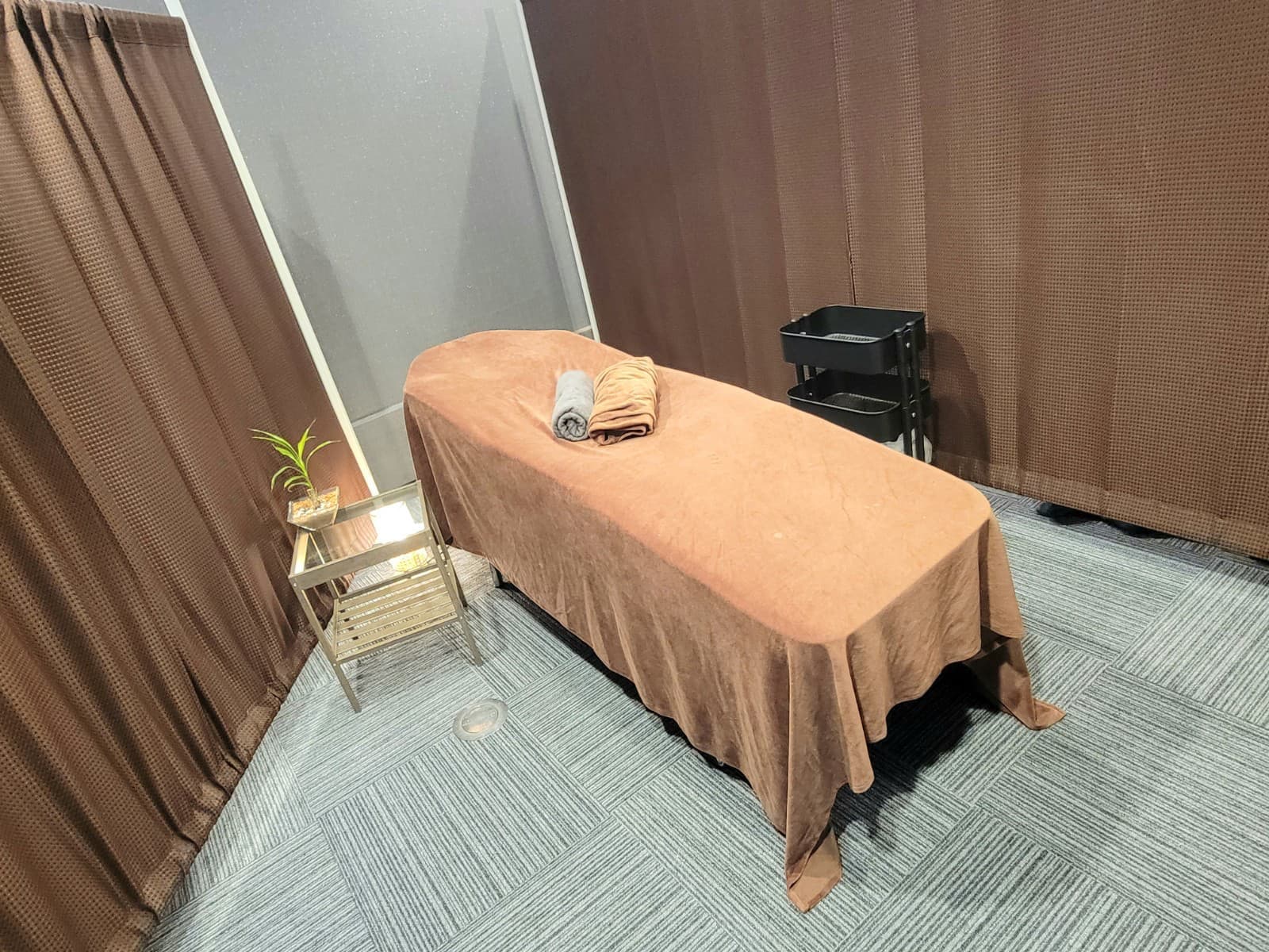 【河内小阪駅徒歩4分】≪女性限定≫備品充実のプライベートサロンが私のサロンに。エステ・整体・マッサージに【エステスペース】minoriba