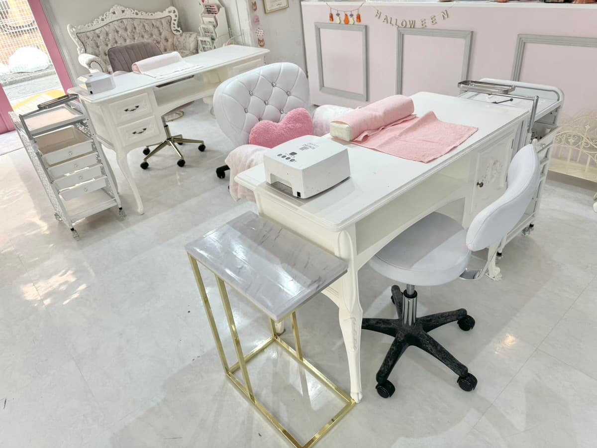 【梅ヶ丘駅徒歩30秒】≪女性限定≫備品充実のプライベートサロンが私のサロンに。【ネイルスペースB】minoriba