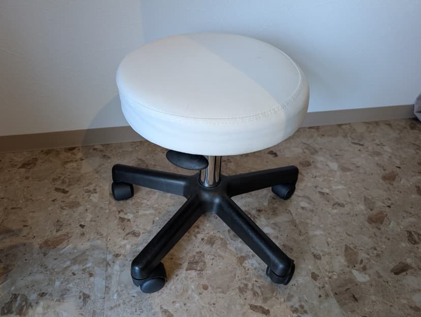 【新山口駅徒歩4分】≪女性限定≫備品充実のプライベートサロンが私のサロンに。エステ・整体・マッサージに。【スペース2】minoriba