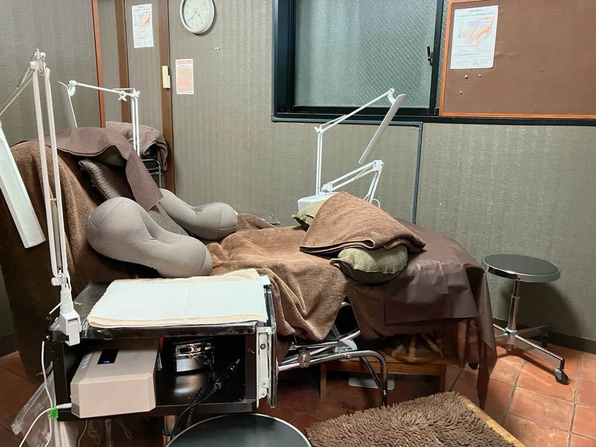 【麻布十番駅徒歩3分】≪施術を受けるお客様のみ女性限定≫備品充実のプライベートサロンが私のサロンに。ネイルに【オープンベッドスペース】minoriba