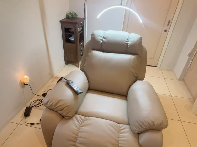 【池袋駅徒歩2分】≪女性限定≫完全個室のプライベートサロンが私のサロンに。【マツエクスペース】minoriba