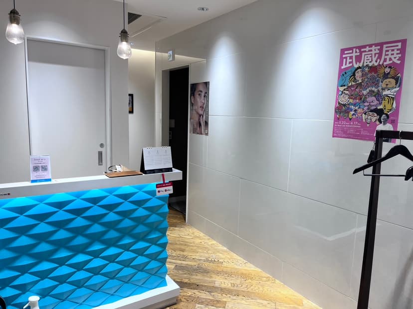 【京阪祇園四条駅から徒歩1分】備品充実・完全個室 のプライベートサロンが私のサロンに。マツエクに【スペースA】minoriba