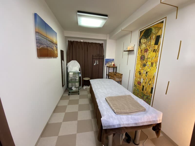 【飯田橋駅徒歩4分】備品充実・完全個室のプライベートサロンが私のサロンに。エステ・整体・マッサージに【minoriba】