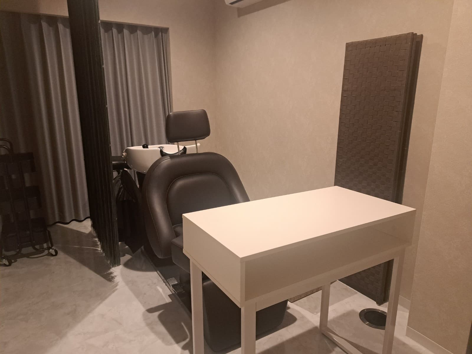 【朝倉街道駅徒歩2分】≪女性限定≫備品充実のプライベートサロンが私のサロンに。ネイル・マツエク・カウンセリングに【ネイルスペース】minoriba