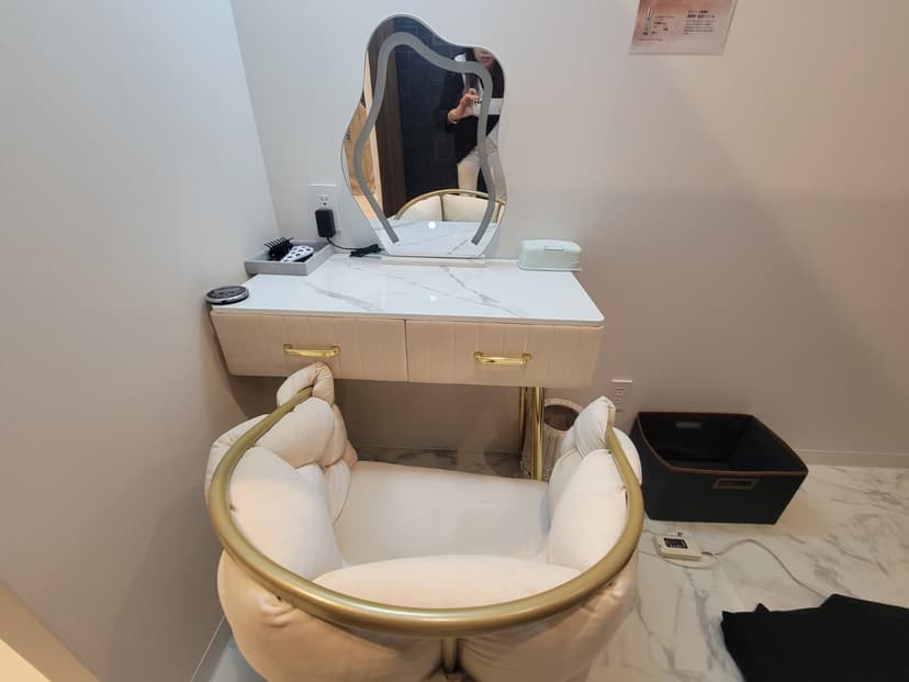 【名鉄岐阜駅徒歩3分】備品充実のプライベートサロンが私のサロンに。エステ・整体・マッサージに【スペース2】minoriba