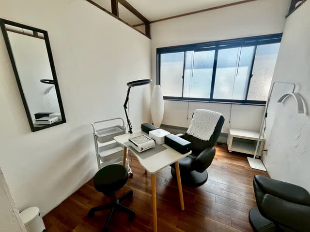 【バス停新貝西徒歩2分】備品充実のプライベートサロンが私のサロンに。ネイル・マツエクに【ネイルスペース】minoriba