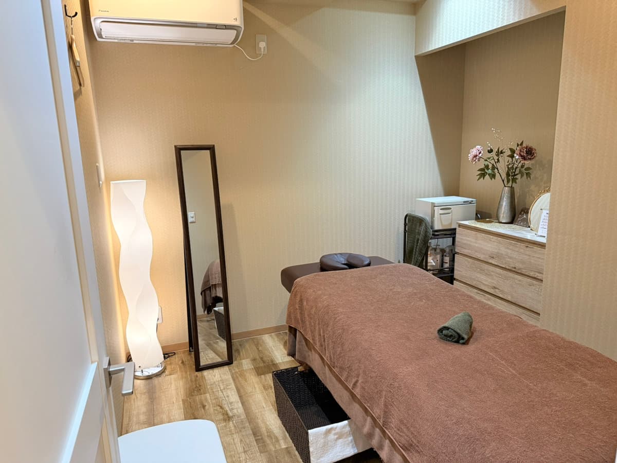 【たまプラーザ駅徒歩7分】≪女性限定≫備品充実・完全個室のプライベートサロンが私のサロンに。エステ・整体・マッサージに【レディースフロア】minoriba