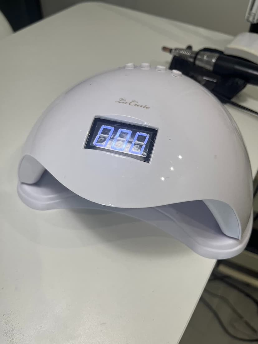 【南森町駅徒歩30秒】備品充実のプライベートサロンが私のサロンに。【ネイルスペース】minoriba