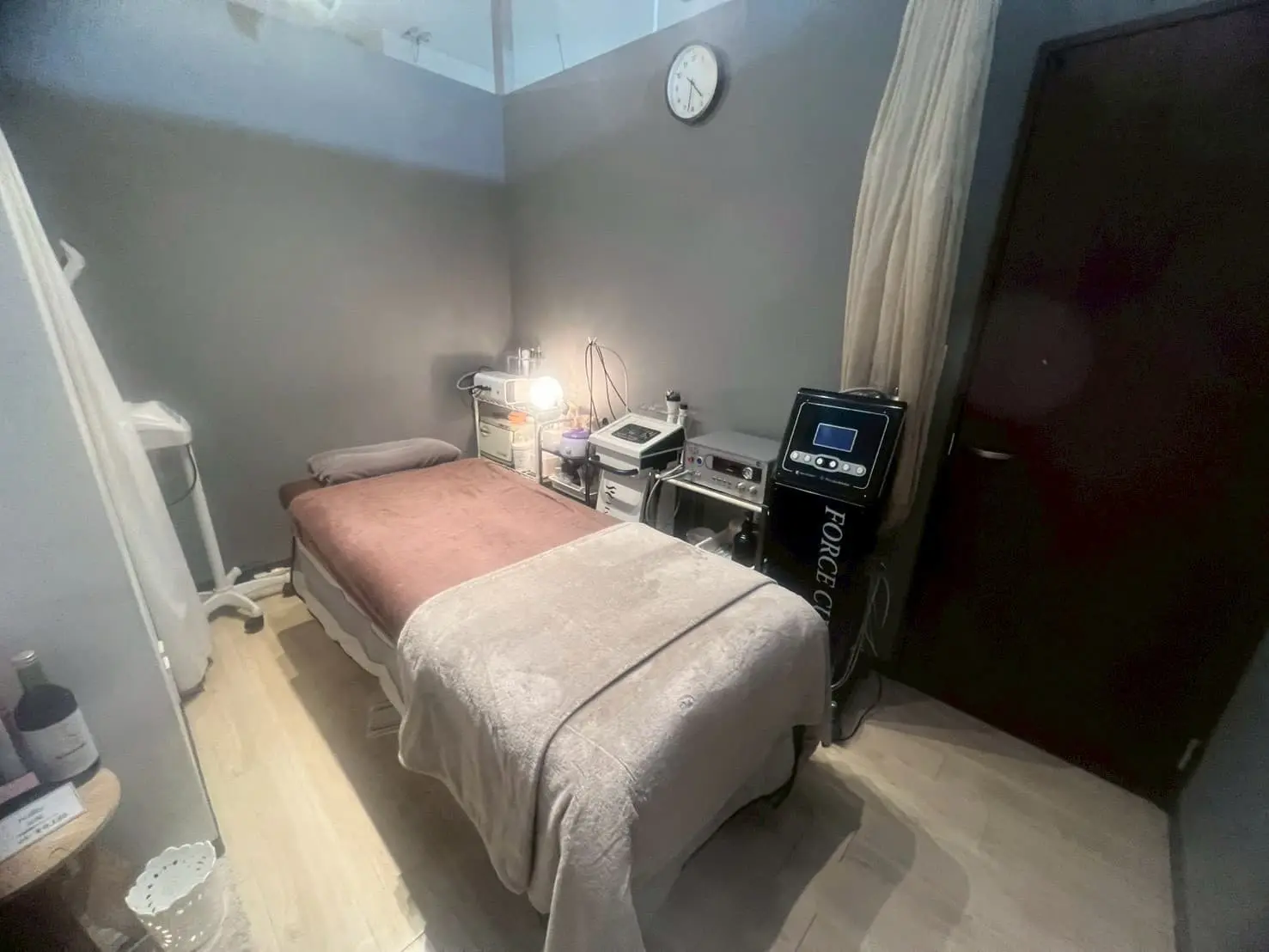 【オープン準備中】【博多駅徒歩5分】備品充実のプライベートサロンが私のサロンに。エステ・整体・マッサージに【半個室スペース】minoriba