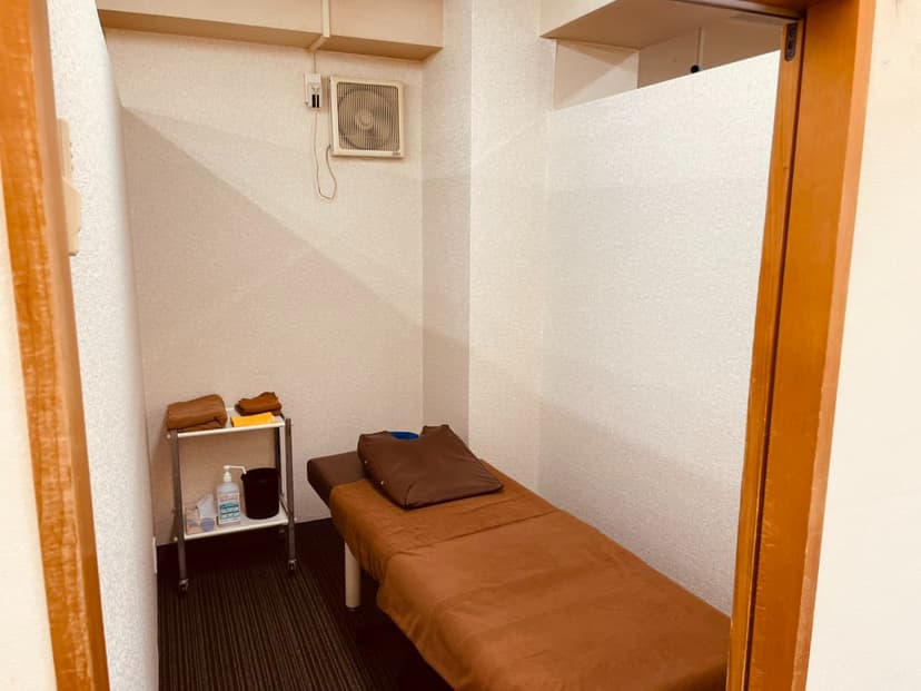 【オープン準備中】【横須賀中央駅徒歩1分】備品充実のプライベートサロンが私のサロンに。エステ・整体・マッサージに【minoriba】