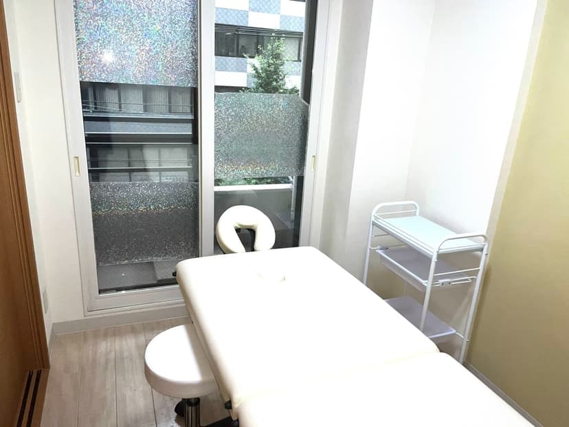 【西11丁目駅徒歩10分】備品充実・完全個室のプライベートサロンが私のサロンに。エステ・整体・マッサージに【minoriba】