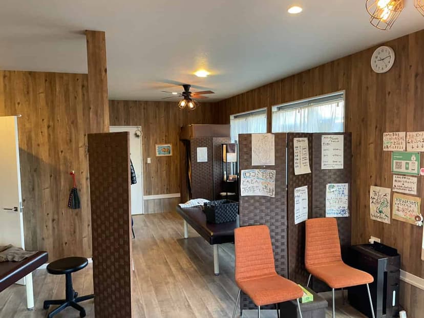 【渋沢駅徒歩4分】備品充実のプライベートサロンが私のサロンに。エステ・整体・マッサージに【スペース1】minoriba