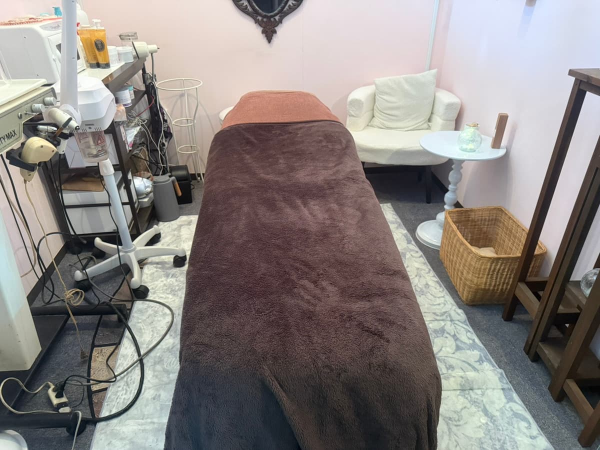 【黄金町駅徒歩4分】≪女性限定≫備品充実のプライベートサロンが私のサロンに。エステ・整体・マッサージに【minoriba】