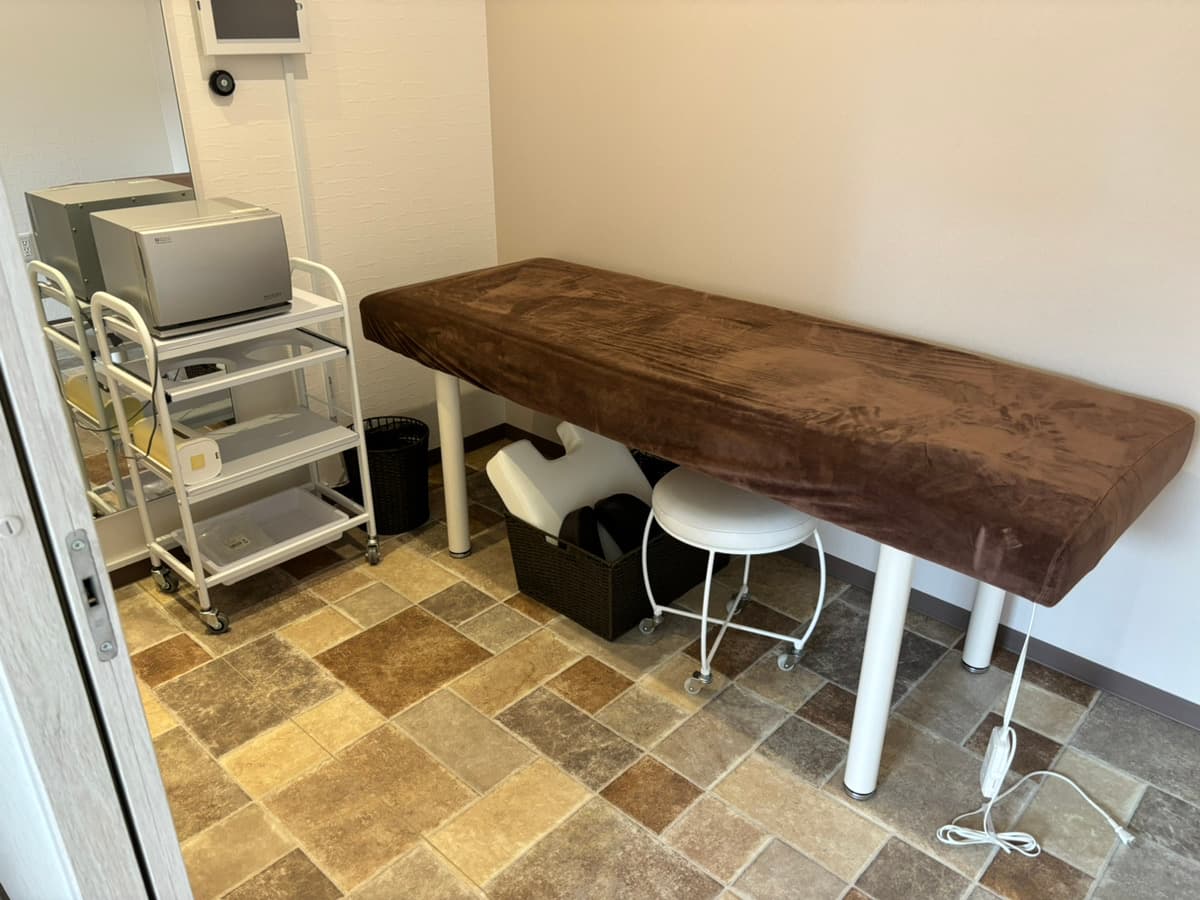 【飾磨駅徒歩7分】備品充実のプライベートサロンが私のサロンに。エステ・整体・マッサージに【スペースD】minoriba